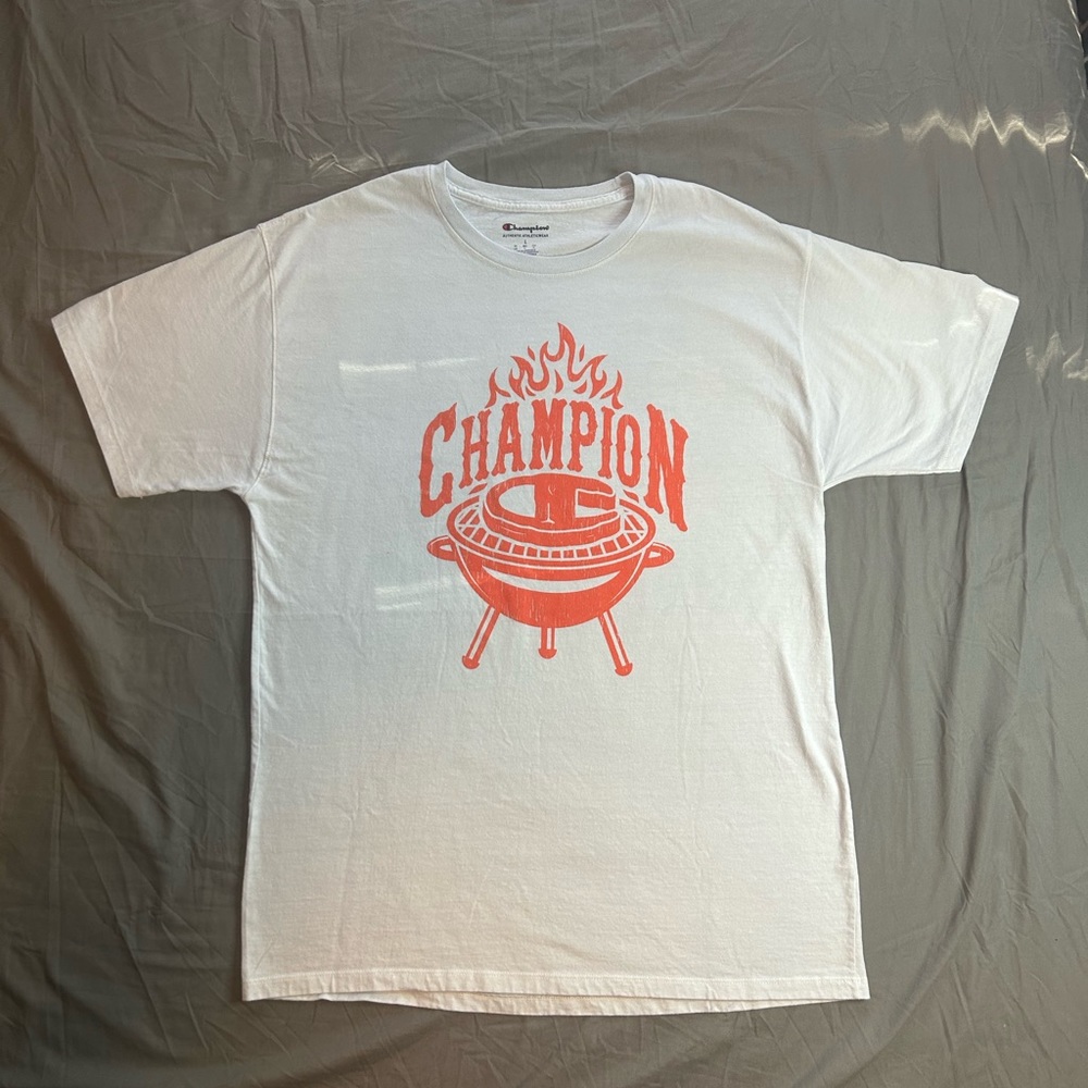 Champion Graphic Grill Master Tee Size Large